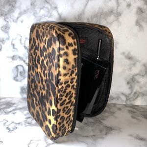 TRISH MCEVOY Leopard The Power Of Makeup Leopard Planner